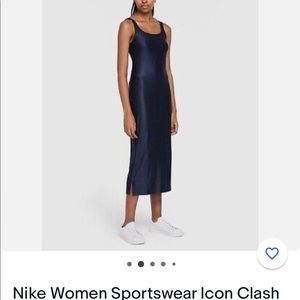 Nike Icon Clash midnight blue dress